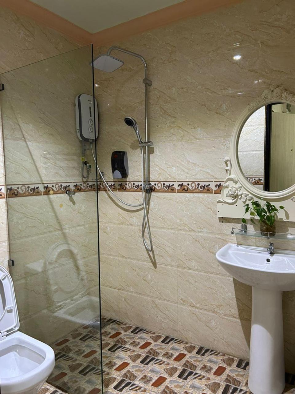 Wawasan City Inn Batu Niah Buitenkant foto